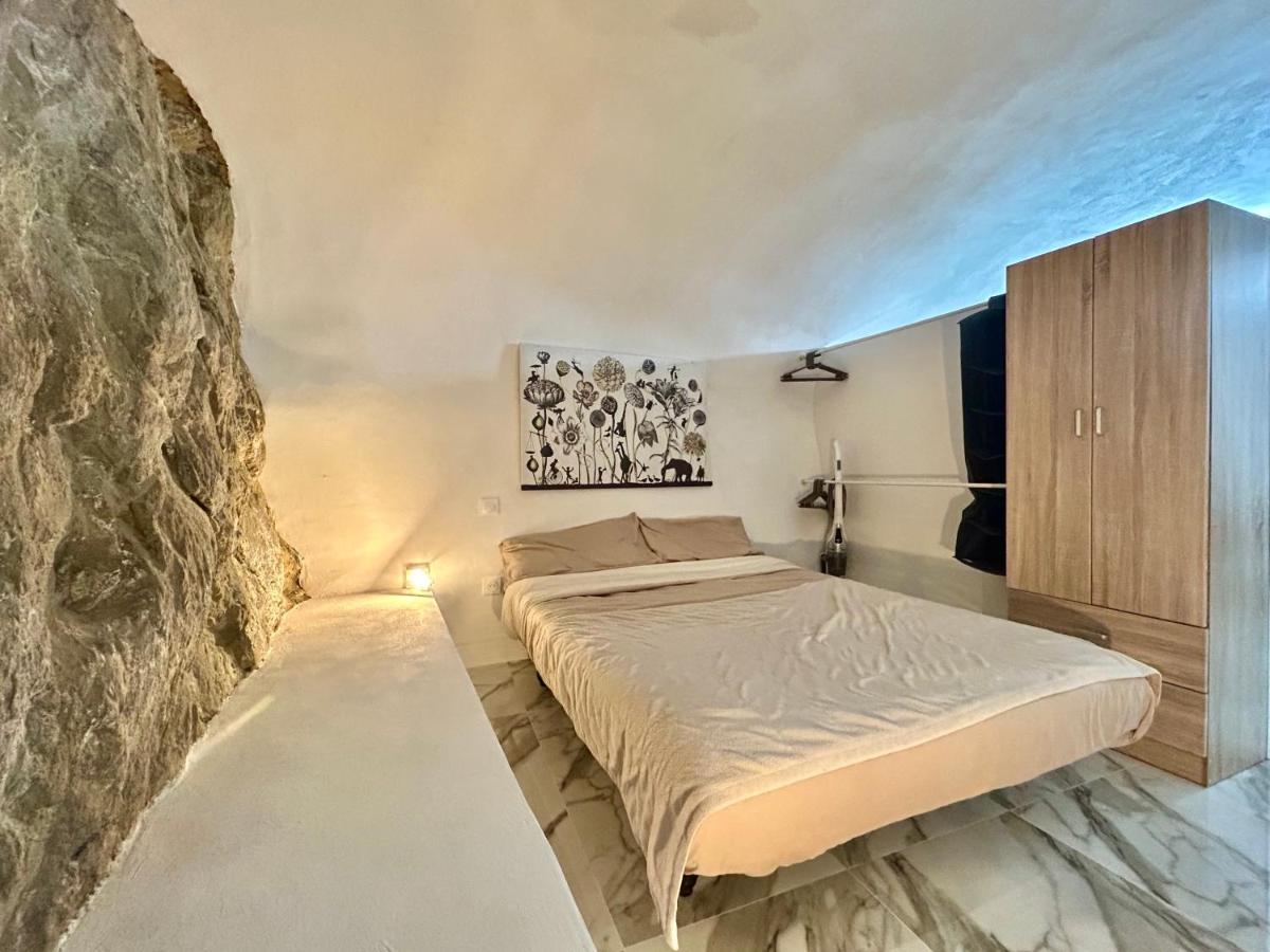 Cave House Apartment Menton Exterior foto