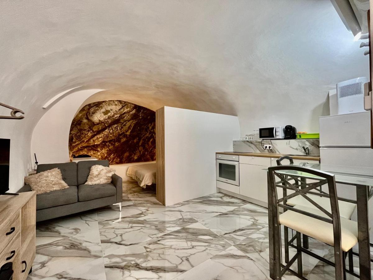 Cave House Apartment Menton Exterior foto